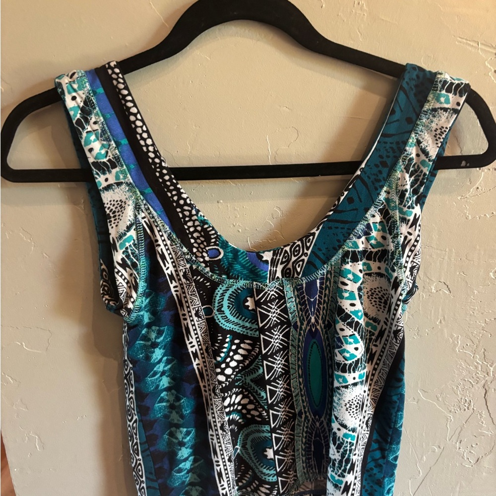 Women's Blue Patterned Tank Top - Picture 5 of 6
